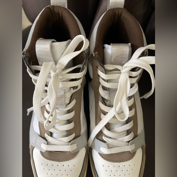 H&M White and Tan HI-TOP TRAINERS Size 11 - Picture 4 of 9